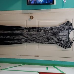 Long black and white dress